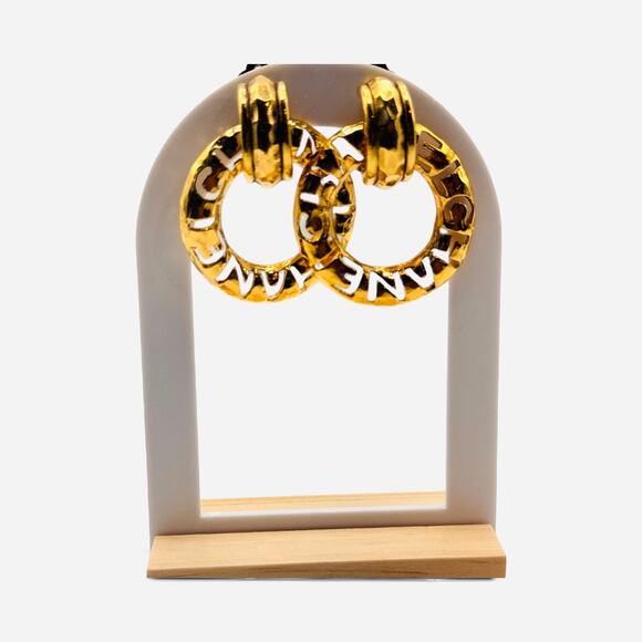 Vintage auth CHANEL Door Knocker Hoop Earrings – 1980s Signed CHANEL - Picture 6 of 7